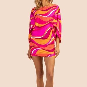 Trina Turk ♥️🩷🧡 Tunic